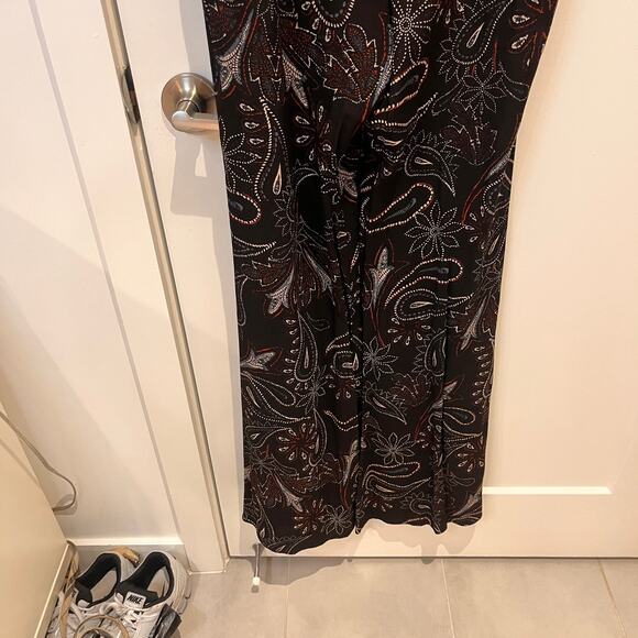 NWT ASTR Halter Neck Black Printed Wide Leg Jumpsuit Sz Small - Picture 4 of 10